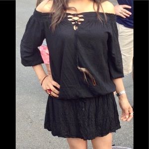 🇨🇴 Off the Shoulder Dress